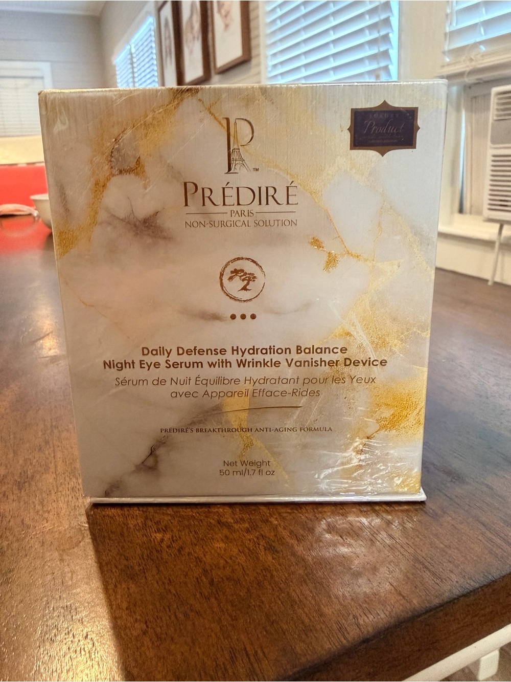 Prédiré Night Eye Serum with Wrinkle Vanisher Device - White & Gold Box